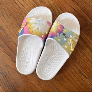 Classic Crocs Tie-Dye Graphic Slide